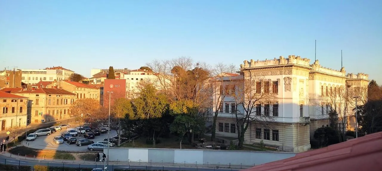 Greatstay - With Free Parking In Center Pula 0*,  Croatia